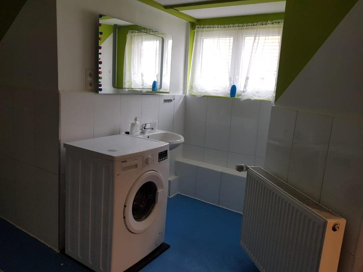 Lmi Haus & Urlaub Monteurwohnungen 2 Muensingen Ngoại thất bức ảnh